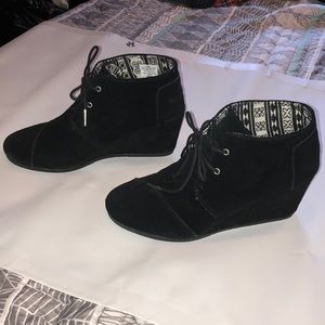 Toms Wedges
